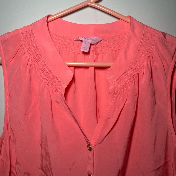 Lilly Pulitzer 100% Silk Pink Sleeveless Henley Tank Blouse Size Medium - Picture 2 of 16